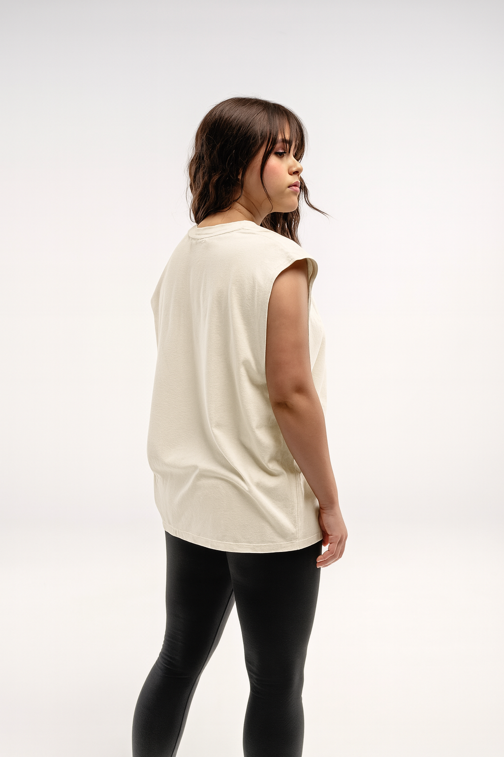 PLAYERA TANK SEMI OVERSIZE MARFIL 220 GSM