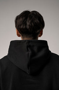 OVERSIZE BLACK HOODIE