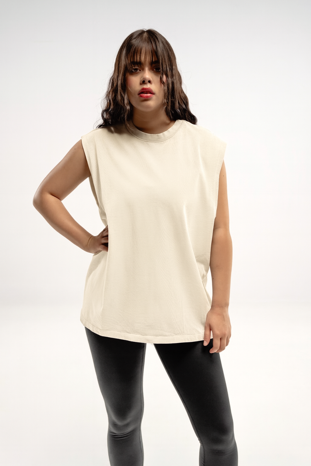 PLAYERA TANK SEMI OVERSIZE MARFIL 220 GSM
