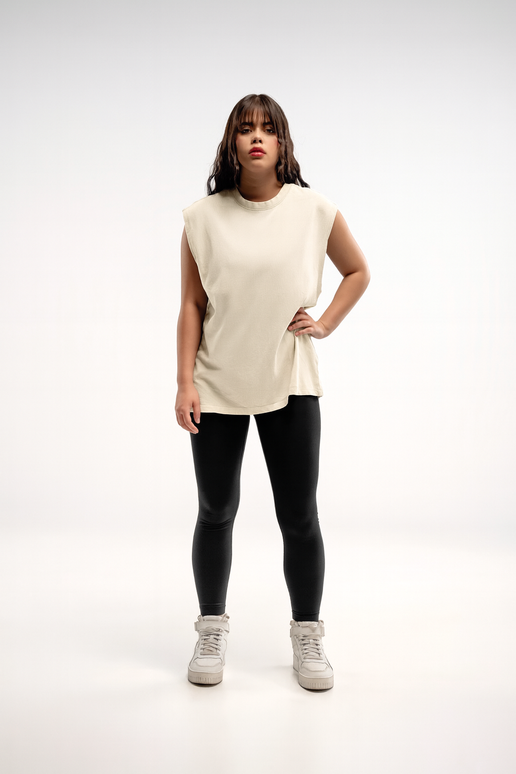 PLAYERA TANK SEMI OVERSIZE MARFIL 220 GSM