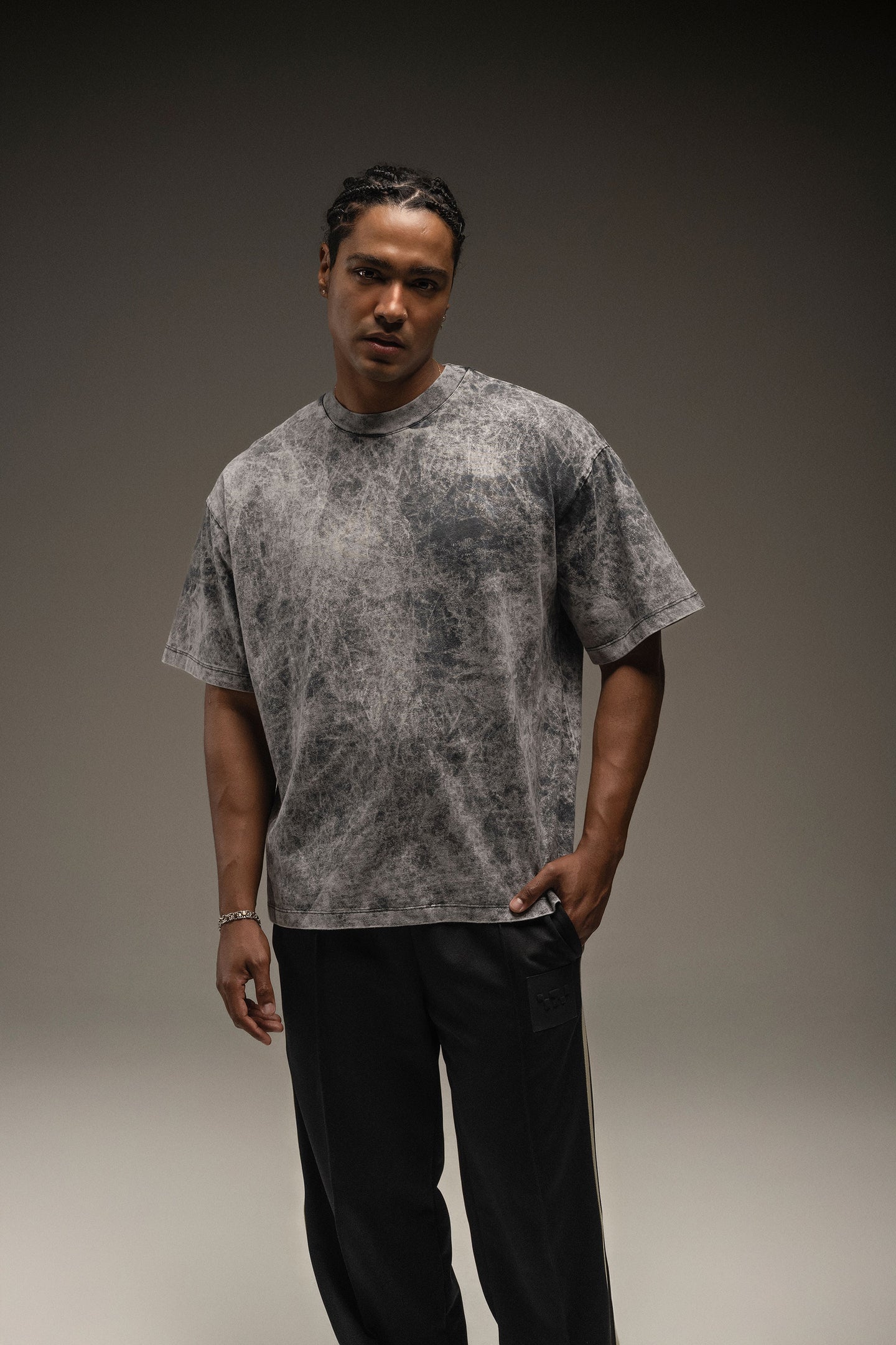 HALF TONE ACID WASH TEE 250 GSM