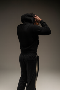 BLACK HOODIE 330 GSM