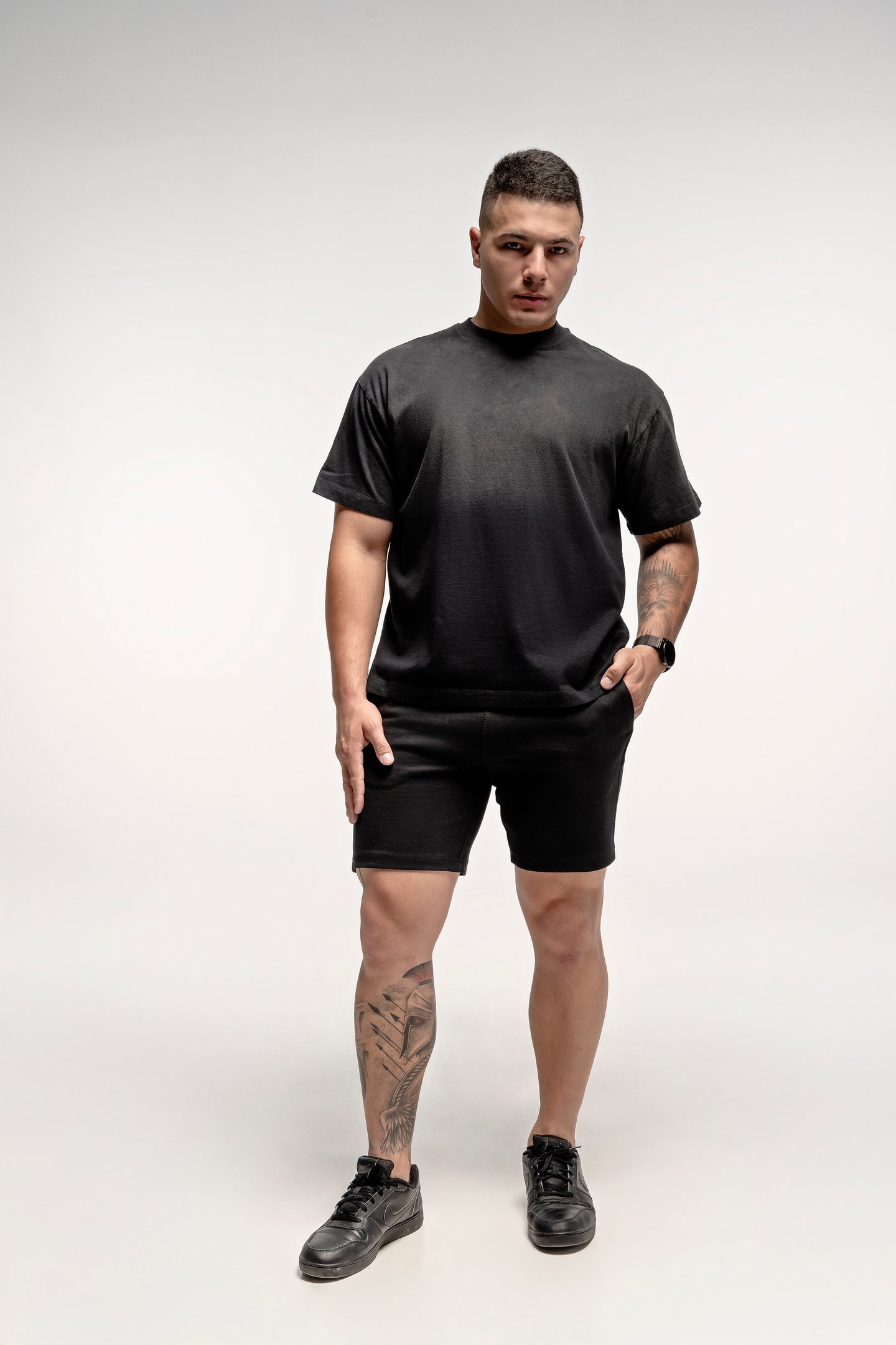 PLAYERA SEMI OVERSIZE DEGRADADO NEGRO 250 GSM
