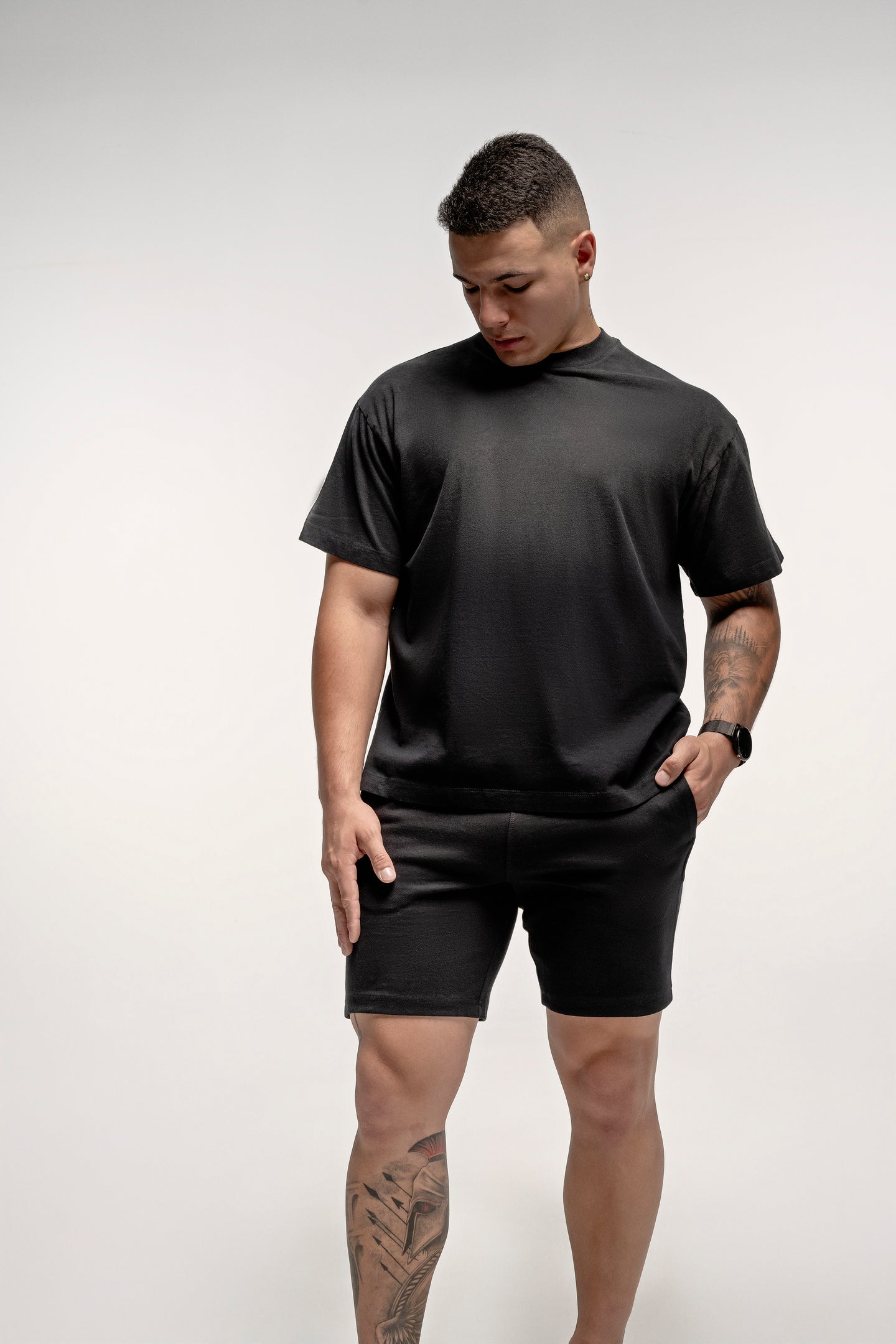 PLAYERA SEMI OVERSIZE DEGRADADO NEGRO 250 GSM