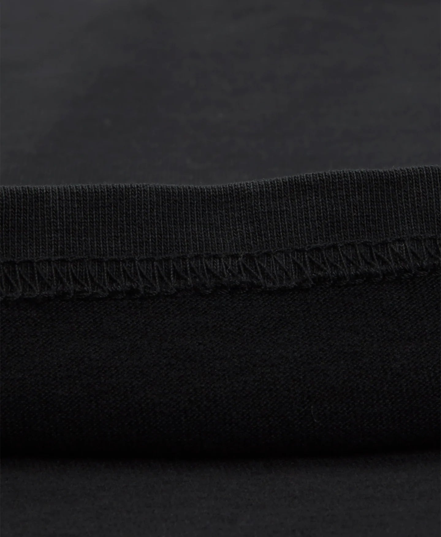 PLAYERA BOXY TEE CARBÓN MATE | Halftone Collection