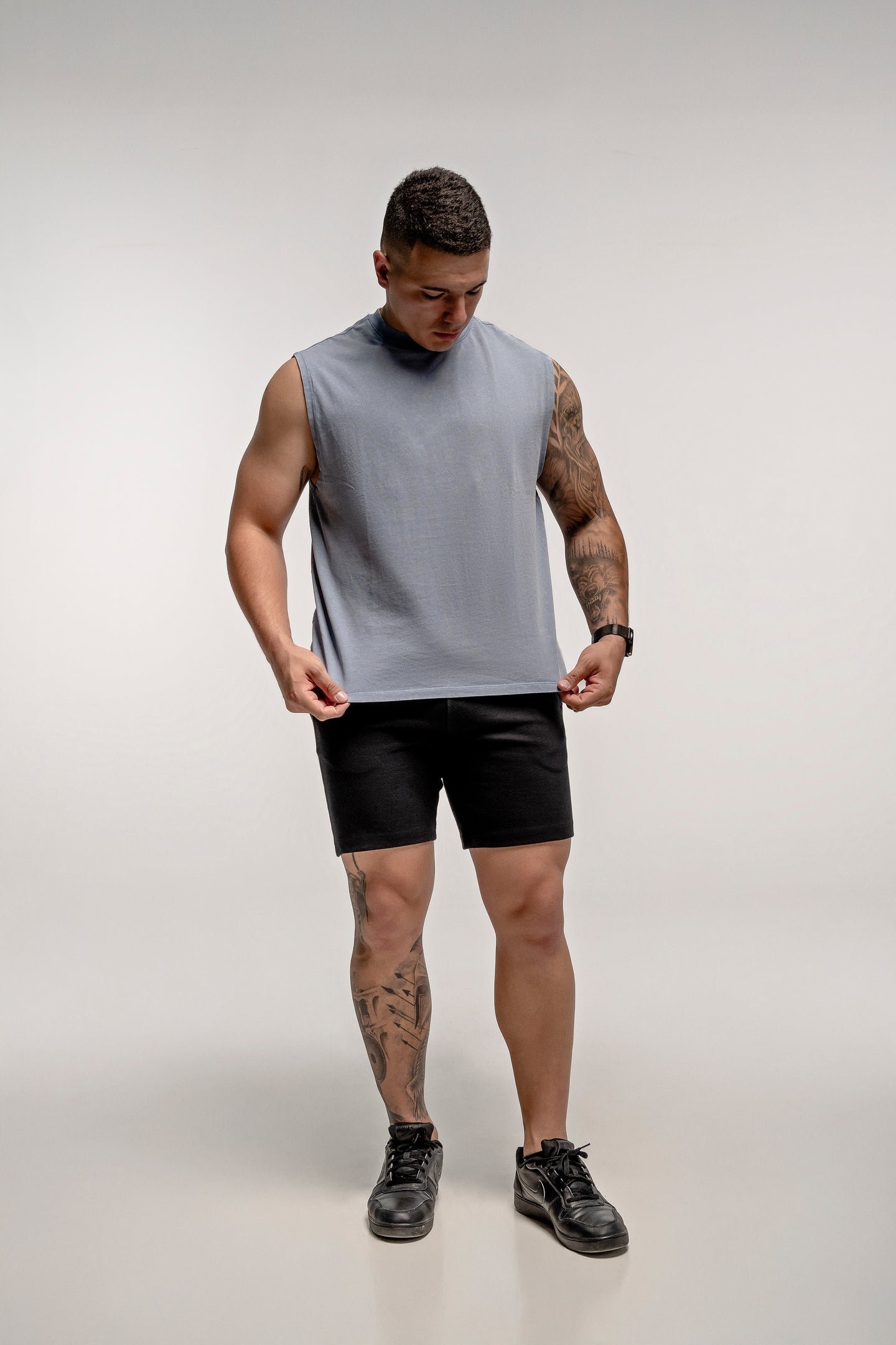 PLAYERA TANK OVERSIZE PIGMENTO AZUL 230 GSM